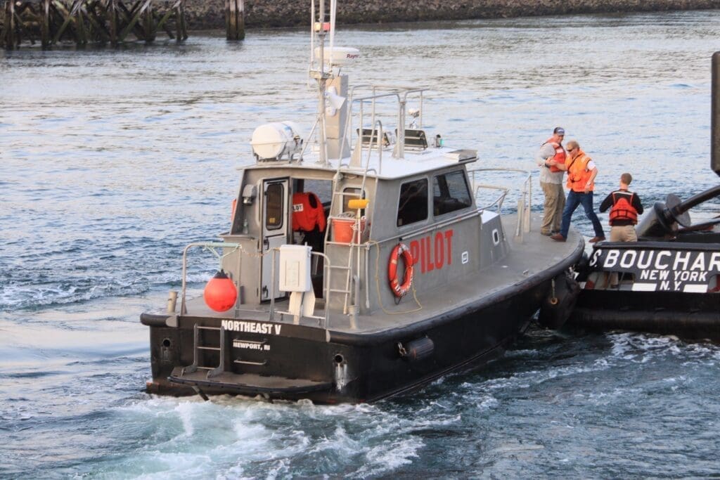 Home Pilot boat assisting ship