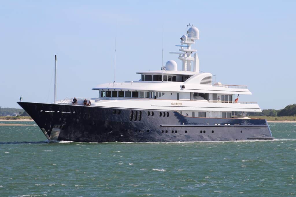 Pilot Stations & Boarding yacht